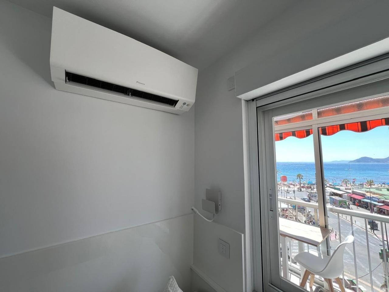 Apartment 4b On The